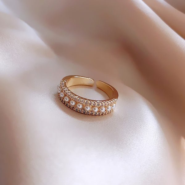 Pearl Girlfriends Gift Ring - Rings - Altanze