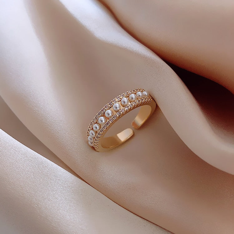 Pearl Girlfriends Gift Ring - Rings - Altanze