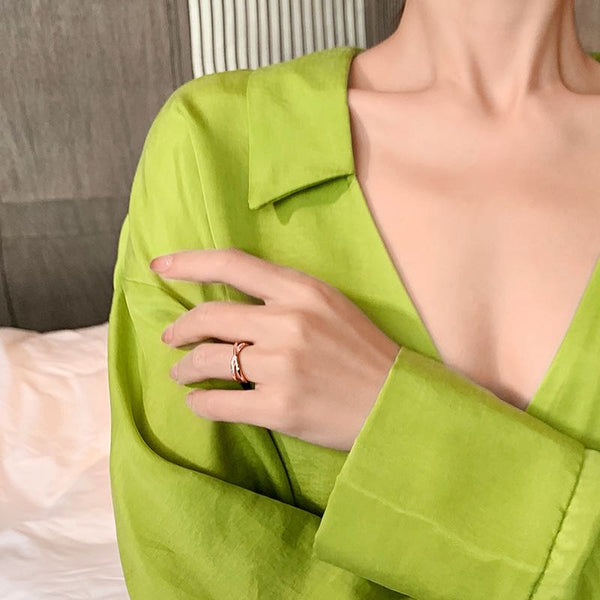 Dainty Luxury Cross Ring - Rings - Altanze