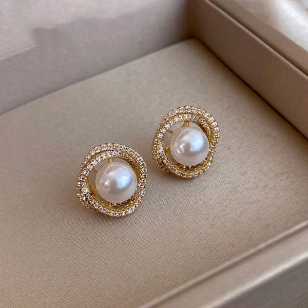 Dainty Whirlpool Pearl Earrings - Earrings - Altanze