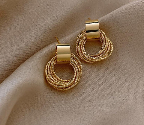 Multiple Circle Pendant Earrings - Earrings - Altanze