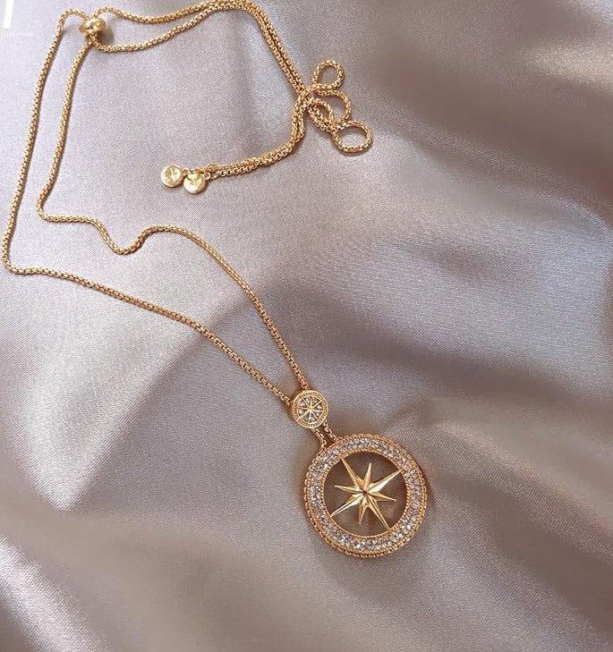 Star Pendant Long Necklace - Necklace - Altanze