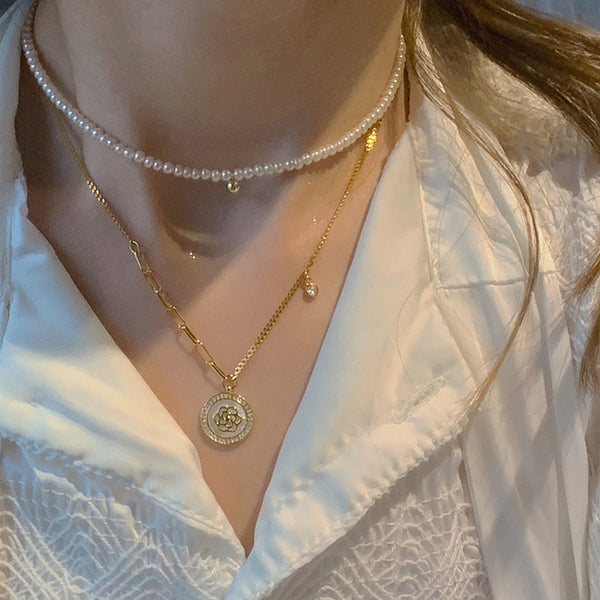 White Shell Camellia Necklace - Necklace - Altanze