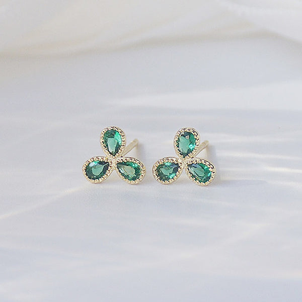 Green Petals Stud Earrings - Earrings - Altanze