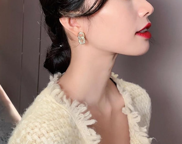 Luxury Circle Clasp Earrings - Earrings - Altanze