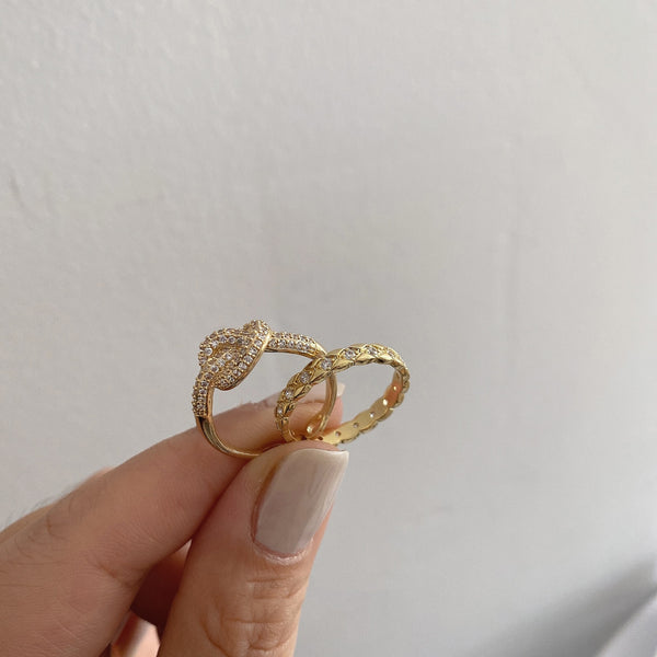 Knot Twist Designer Ring - Rings - Altanze