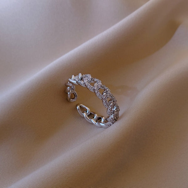Luxury Zircon Twist Design Ring - Ring - Altanze