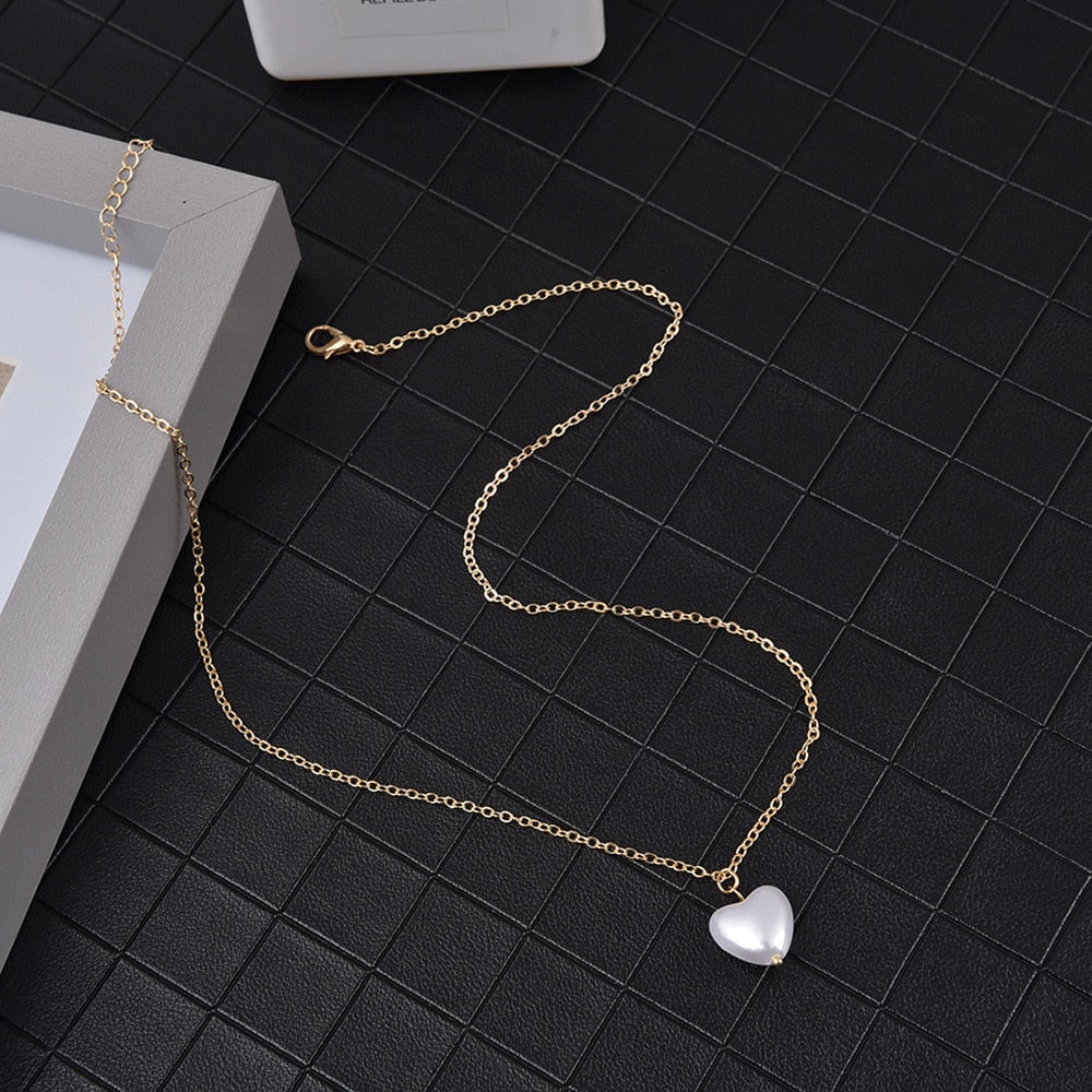 Elegant Pearl Heart Necklace - Necklace - Altanze