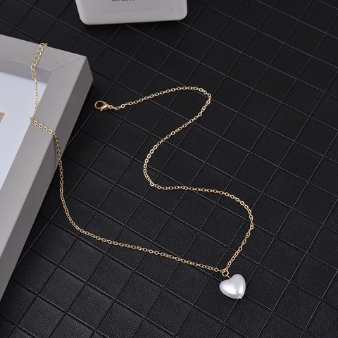 Elegant Pearl Heart Necklace - Necklace - Altanze