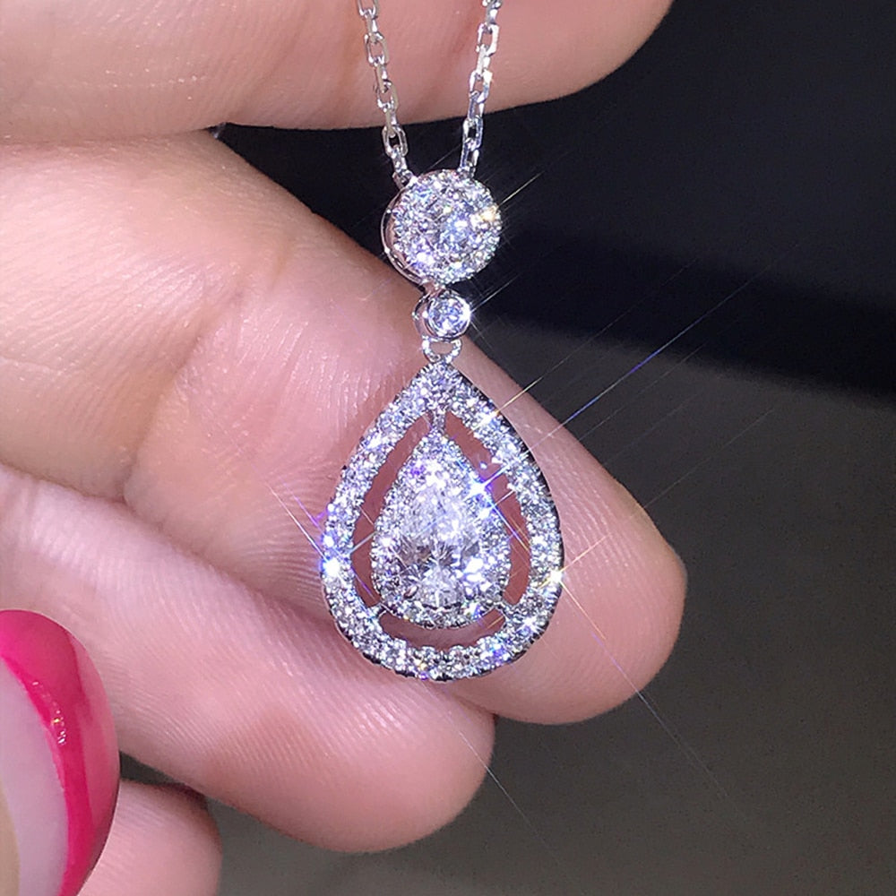 Luxury Tear Drop Necklace - Necklaces - Altanze