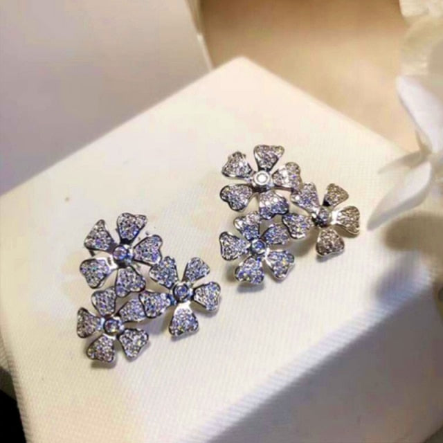 Flower Stud Earrings - Earrings - Altanze