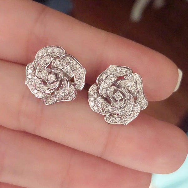 Rose Stud Earrings - Earrings - Altanze