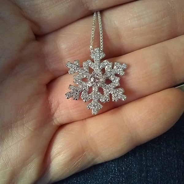 Snowflake Necklace - Necklaces - Altanze