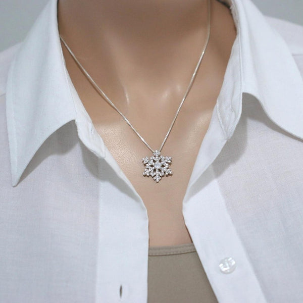 Snowflake Necklace - Necklaces - Altanze