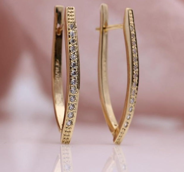 V Shape Dangle Earrings - Earrings - Altanze